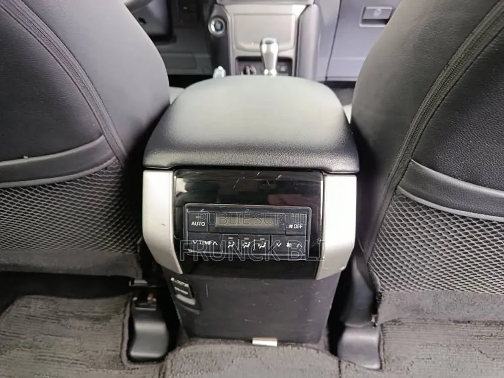 Toyota Land Cruiser Prado 2019 Noir