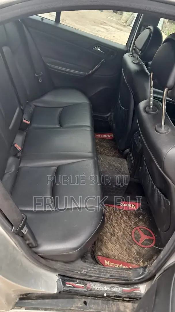 Mercedes-Benz C230 2000 Gris