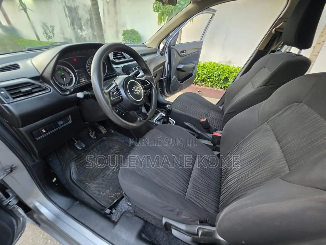 Suzuki Dzire 2023 Gris