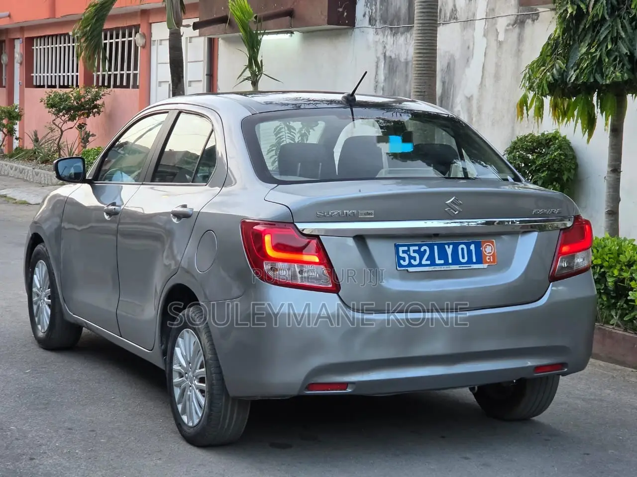 Suzuki Dzire 2023 Gris