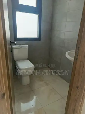 3chbre Appartement dans Cocody à Vendre
