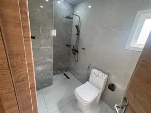 2chbre Appartement dans Cocody à Vendre