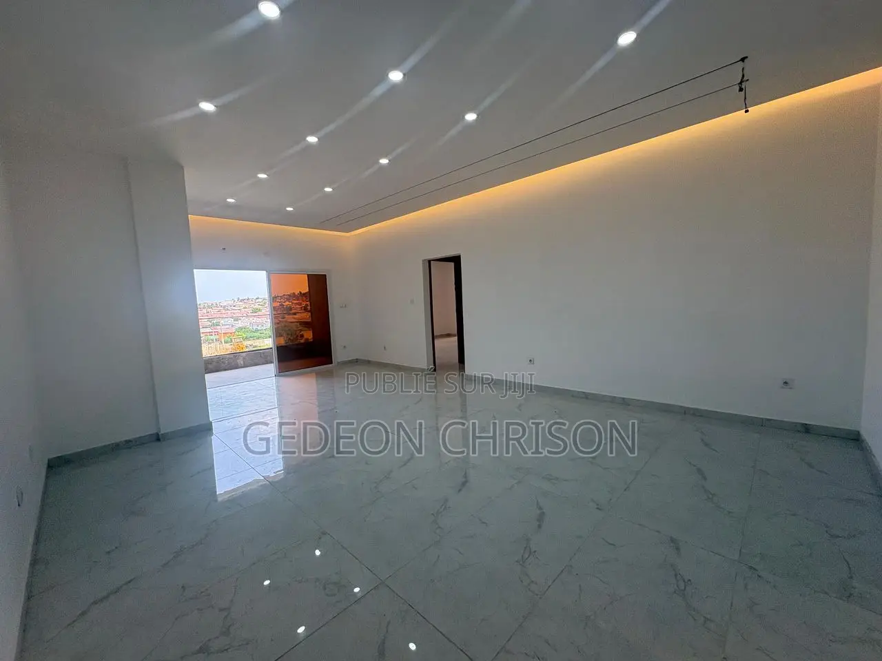 2chbre Appartement dans Cocody à Vendre