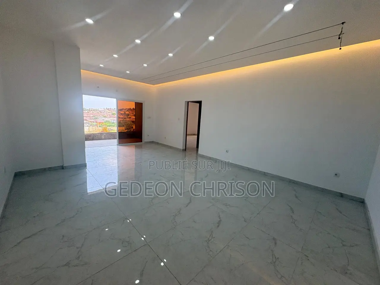 2chbre Appartement dans Cocody à Vendre