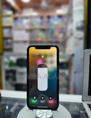 Nouveau Apple iPhone XR 256 GB Noir