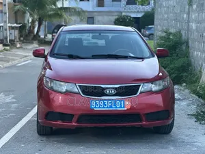 Kia Cerato 2015 Bordeaux
