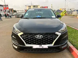 Hyundai Tucson SE 2021 Noir