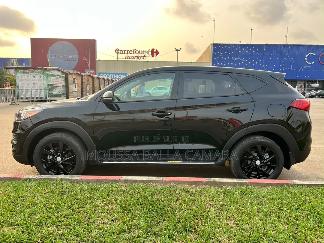 Hyundai Tucson SE 2021 Noir