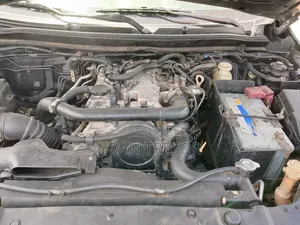 Mitsubishi L200 2020 Gris