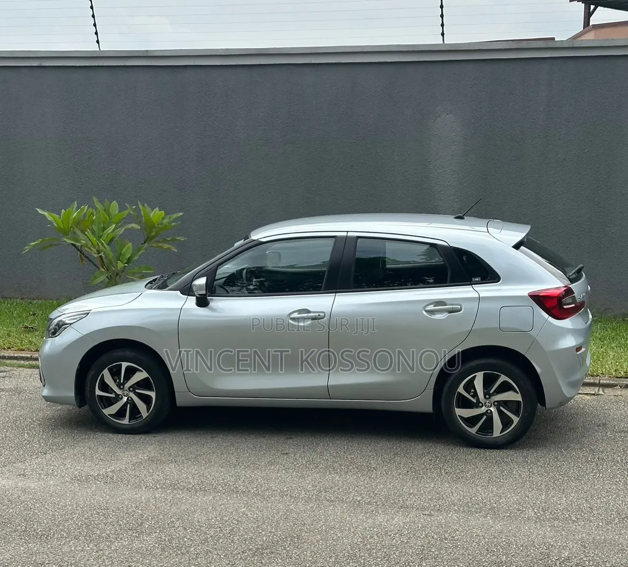 Nouveau Toyota Starlet 2025 Argenté