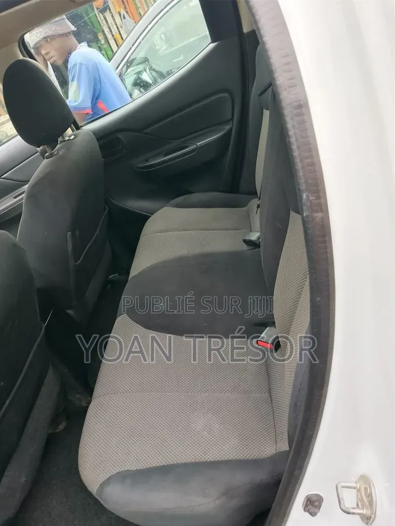Mitsubishi L200 2020 Blanc