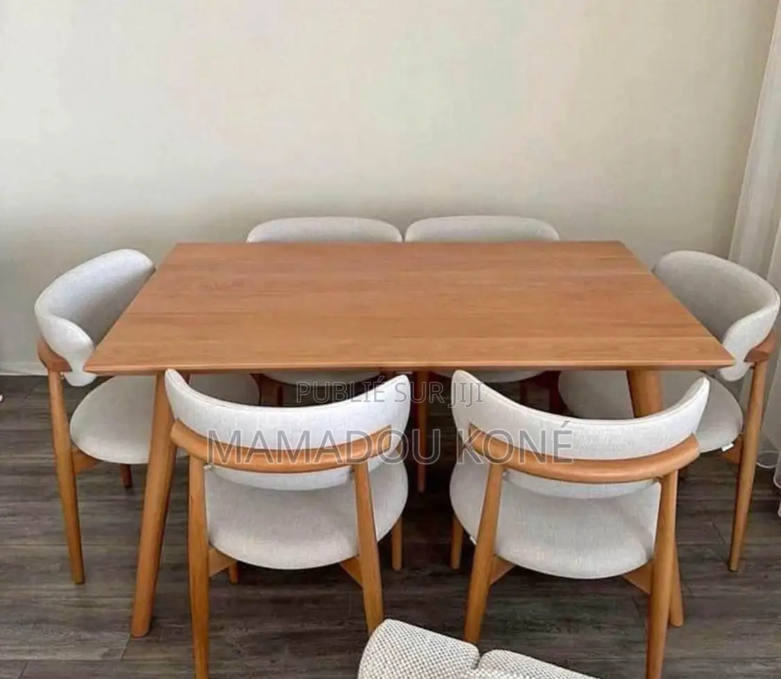 Table À Manger Plus 06 Chaises