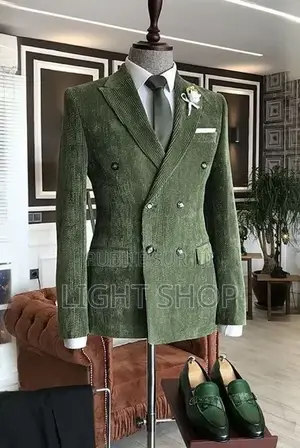 Costume 4 Pièces