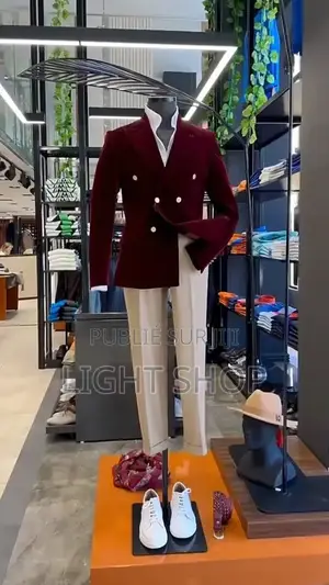 Costume 4 Pièces