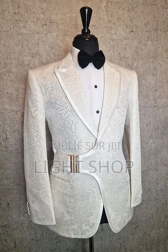 Costume 4 Pièces