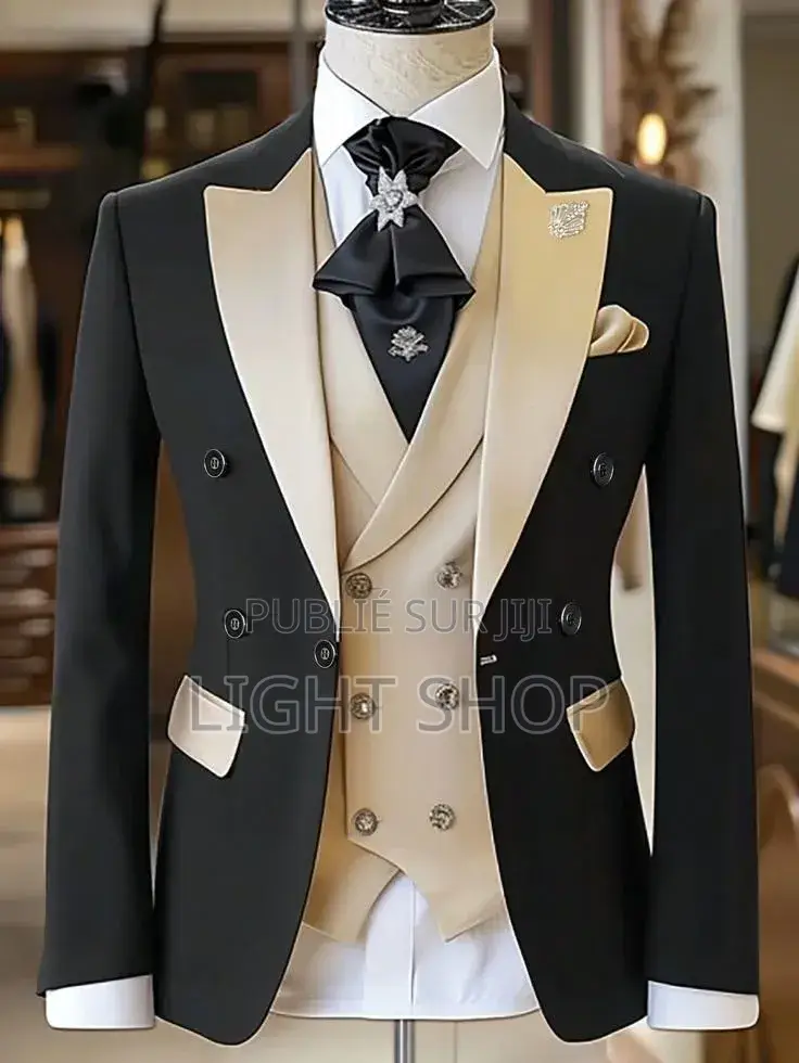 Costume 4 Pièces