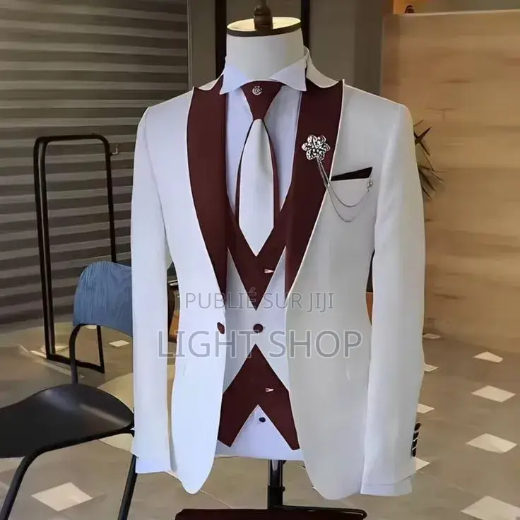 Costume 4 Pièces