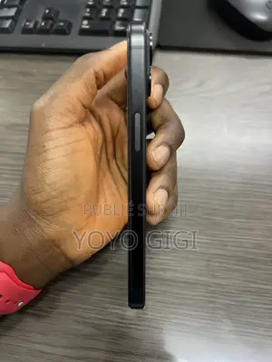 Apple iPhone 15 128 GB Noir