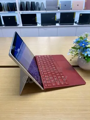 Nouveau HP EliteBook 840 G3 16GB Intel Core i9 eMMC 256GB