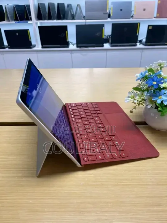 Nouveau HP EliteBook 840 G3 16GB Intel Core i9 eMMC 256GB