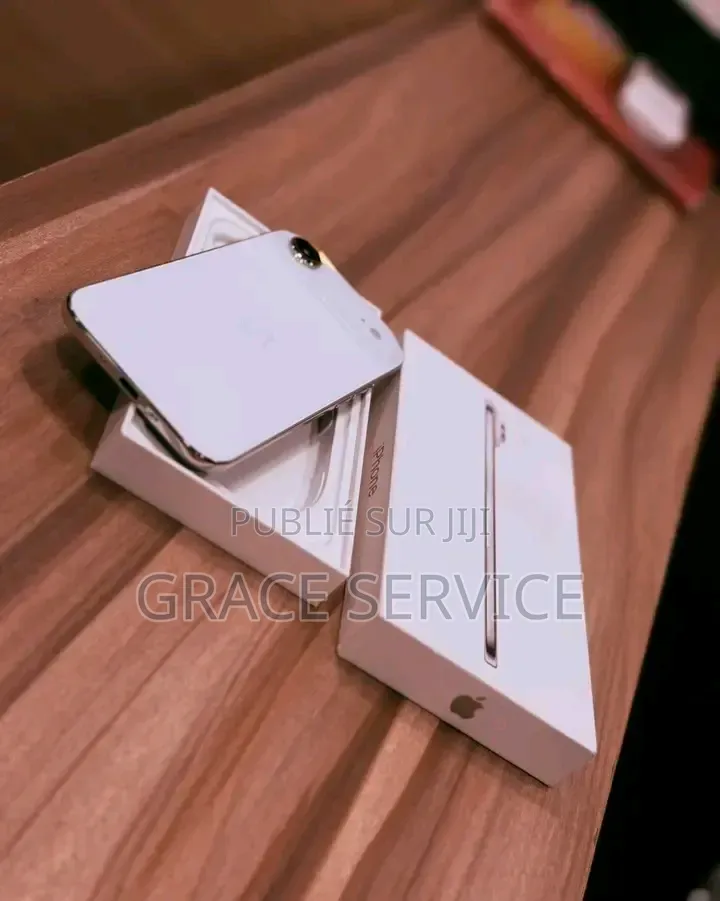 Nouveau Apple iPhone 17e 512 GB Blanc