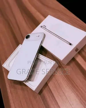 Nouveau Apple iPhone 17e 512 GB Blanc