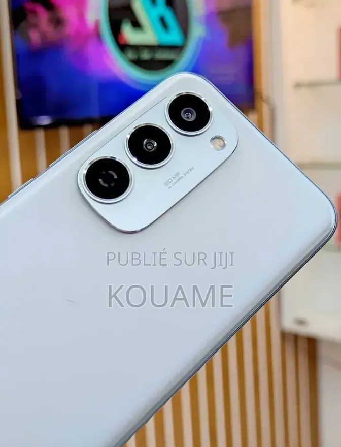 Nouveau Tecno Spark 40 Pro+ 256 GB Blanc