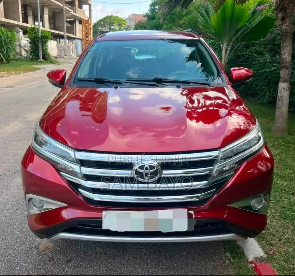 Toyota Rush 2022 Bordeaux