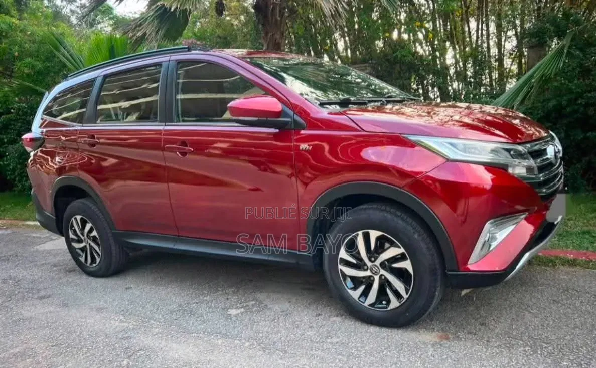 Toyota Rush 2022 Bordeaux
