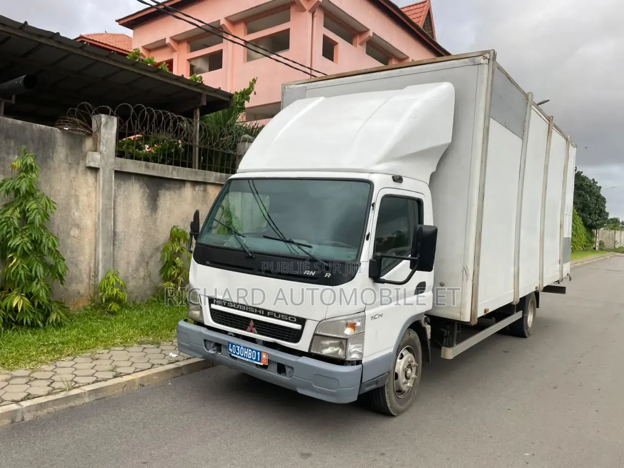 Mitsubishi Canter Fuso