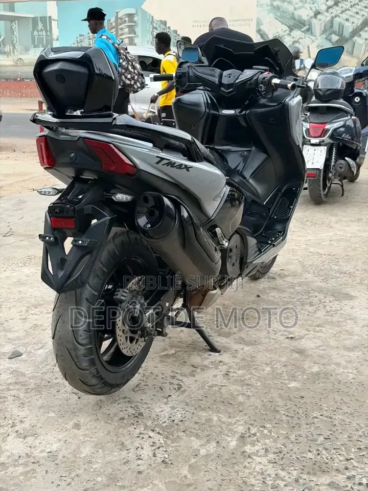 Nouveau Yamaha Autre 2024 Gris