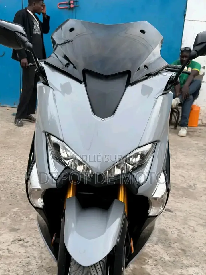 Nouveau Yamaha Autre 2024 Gris