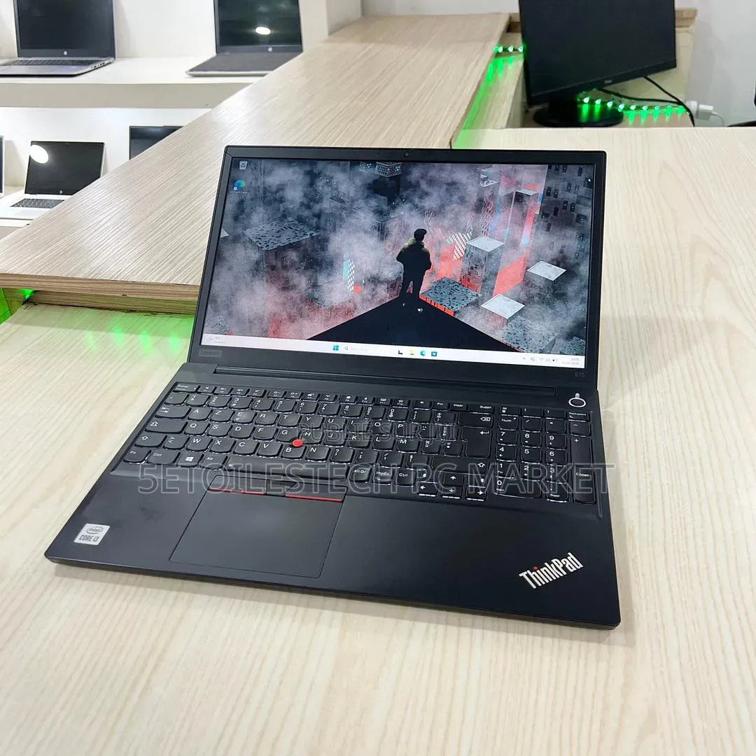 Nouveau Lenovo ThinkPad E15 8GB Intel Core i3 SSD 256GB