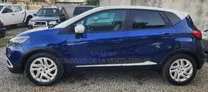 Renault Captur 1.2 Petrol FWD 2015 Bleu