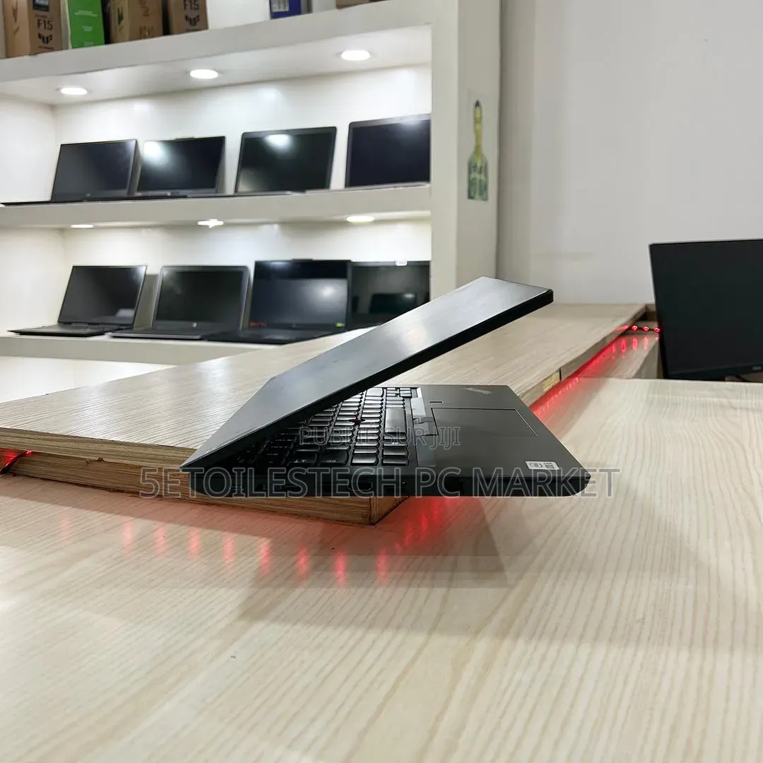 Nouveau Lenovo ThinkPad E14 Gen 3 8GB Intel Core i5 SSD 256GB