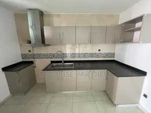 3chbre Maison dans Cocody à Vendre