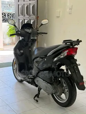 Nouveau Yamaha DT125 2025 Noir