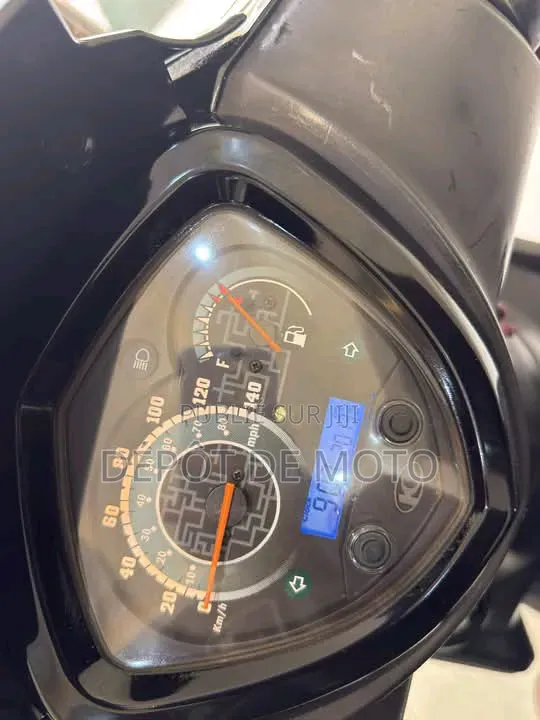 Nouveau Yamaha DT125 2025 Noir