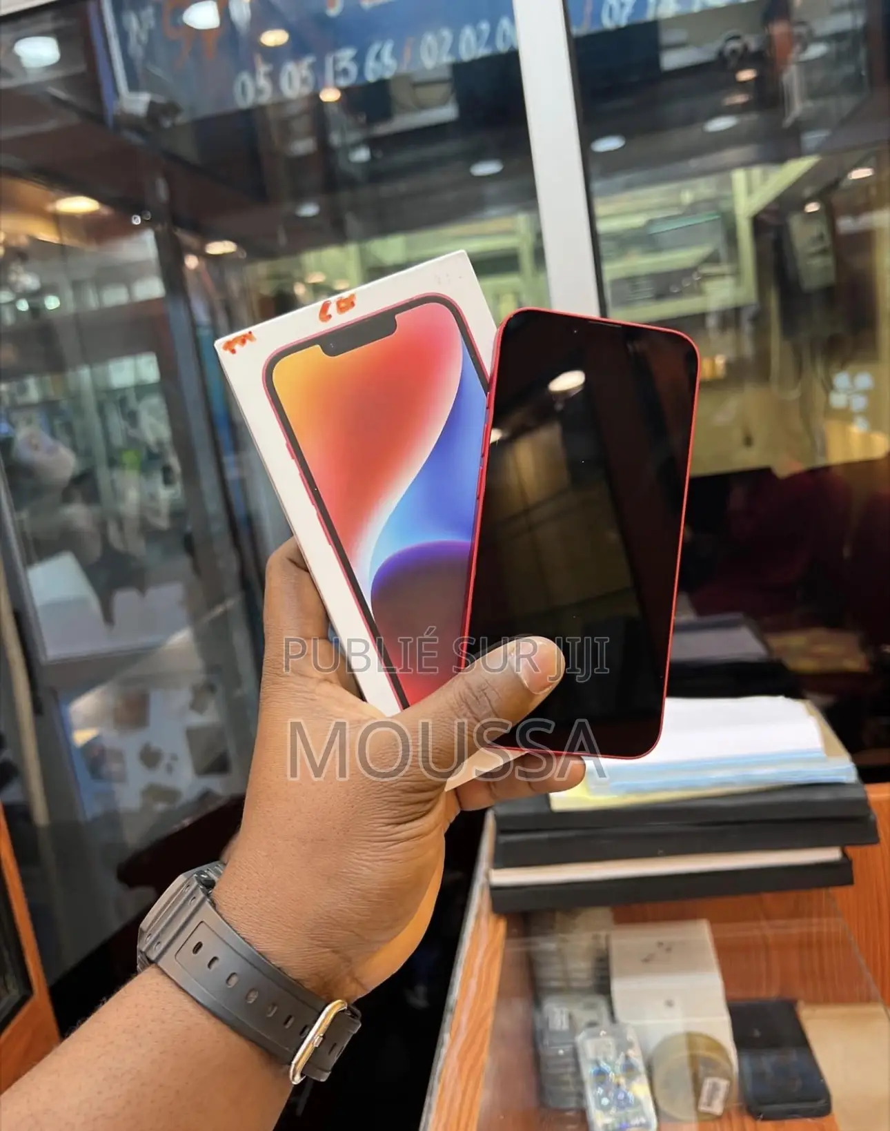 Nouveau Apple iPhone 13 128 GB Rouge