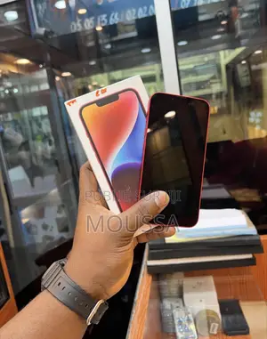 Nouveau Apple iPhone 13 128 GB Rouge