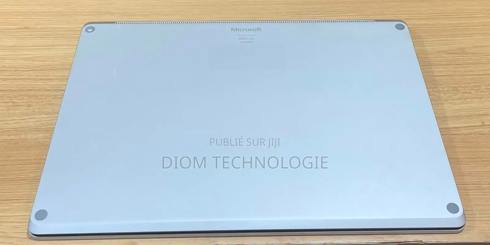 Microsoft Surface Laptop 2 8GB Intel Core i5 SSD 256GB