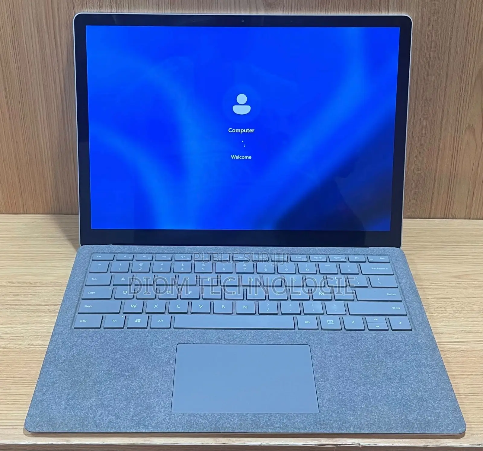 Microsoft Surface Laptop 2 8GB Intel Core i5 SSD 256GB