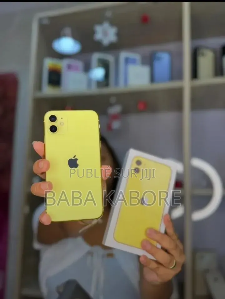 Nouveau Apple iPhone 11 64 GB Rouge