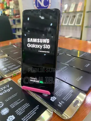 Nouveau Samsung Galaxy S10 128 GB Noir
