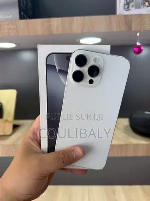 Nouveau Apple iPhone 16 Pro Max 1 TB Blanc