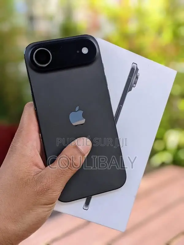 Nouveau Apple iPhone 17 256 GB Noir