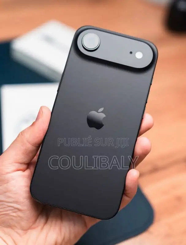 Nouveau Apple iPhone 17 256 GB Noir