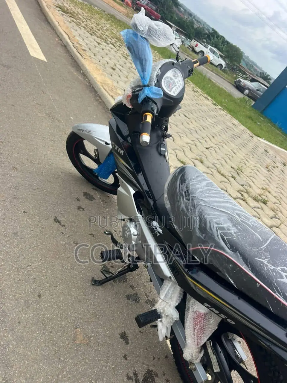 Nouveau KTM Duke 125 2026 Blanc
