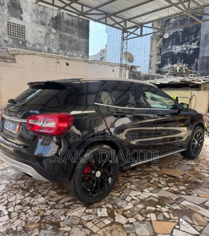 Mercedes-Benz GLA 250 2015 Noir