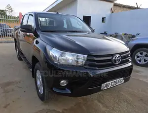 Toyota Hilux 2.4 Diesel 2020 Noir